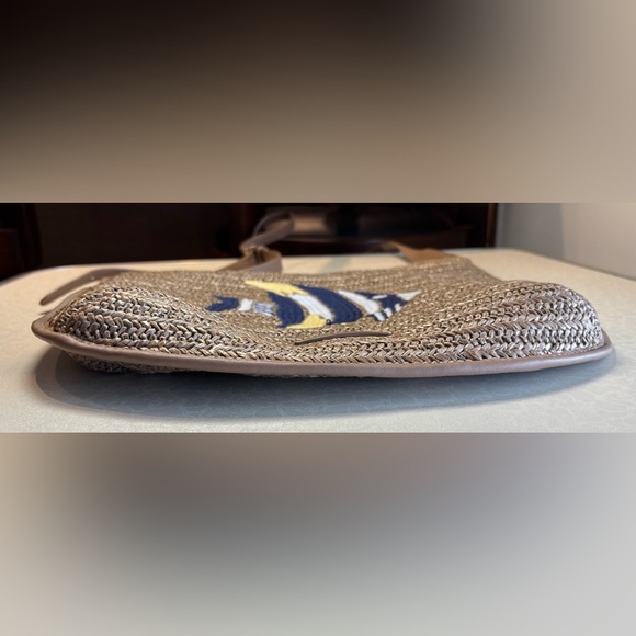 Vera Bradley | Angel Fish, straw crossbody handbag - Picture 4 of 16